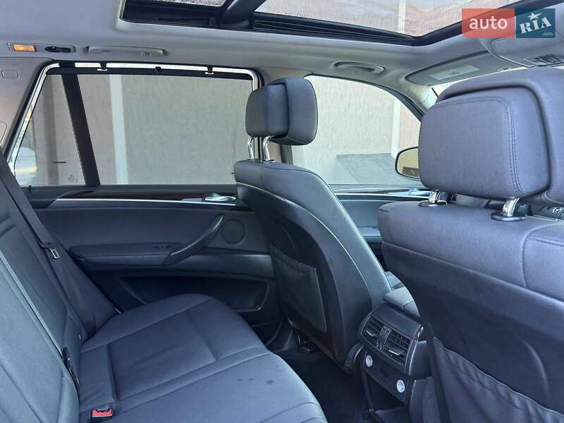 Внедорожник / Кроссовер BMW X5 2012 в Львове