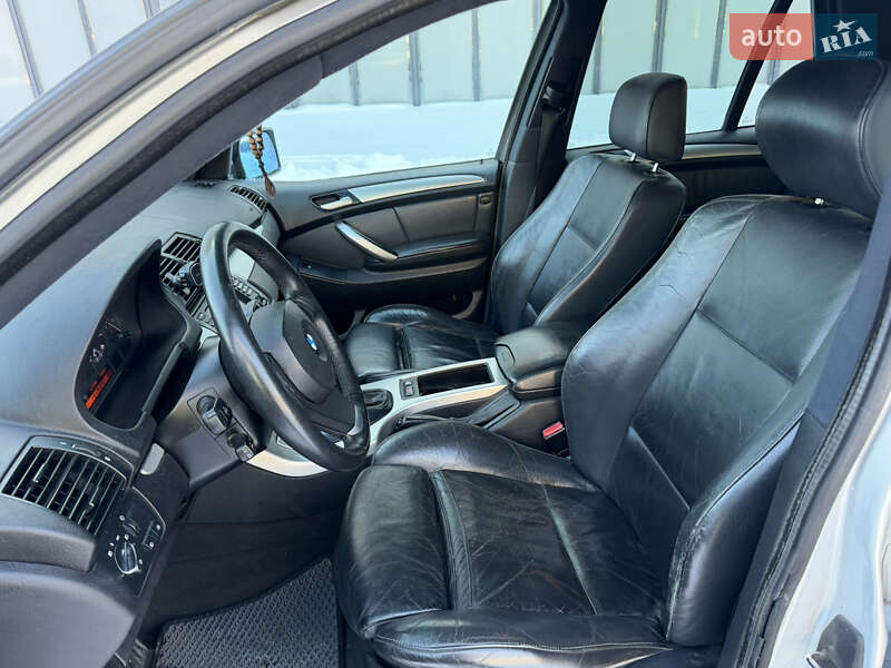 Внедорожник / Кроссовер BMW X5 2002 в Ровно
