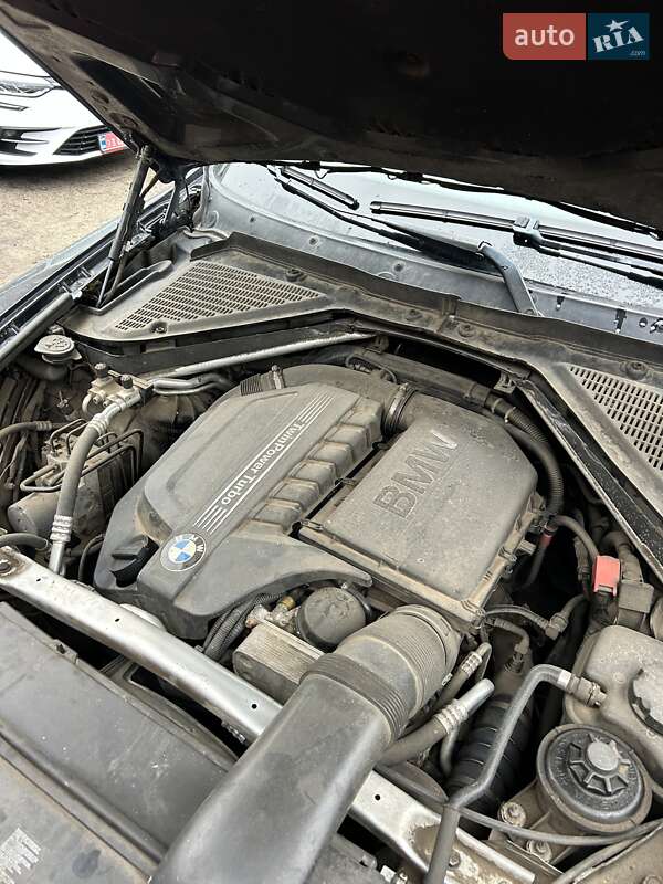 Внедорожник / Кроссовер BMW X5 2011 в Сумах