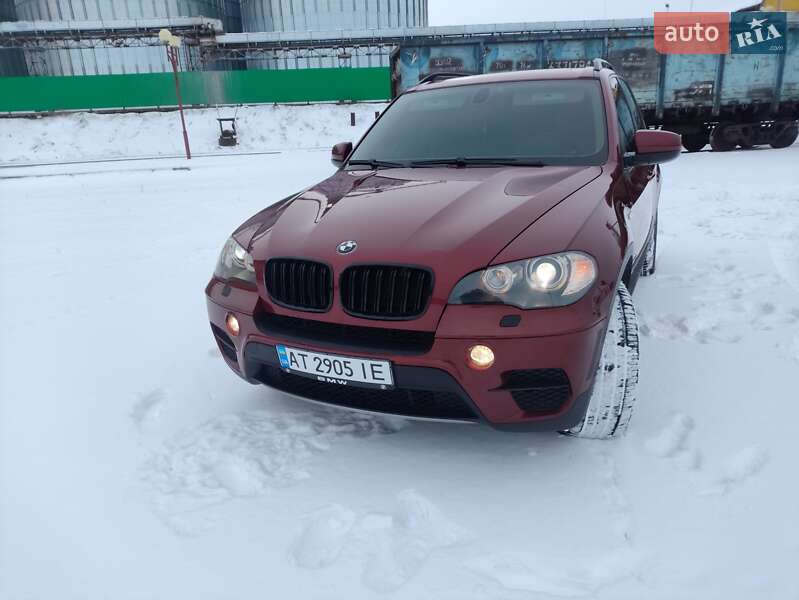 Внедорожник / Кроссовер BMW X5 2010 в Козове