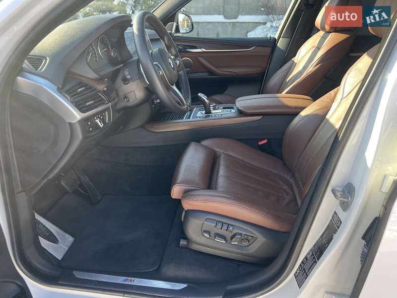 Внедорожник / Кроссовер BMW X5 2014 в Ровно