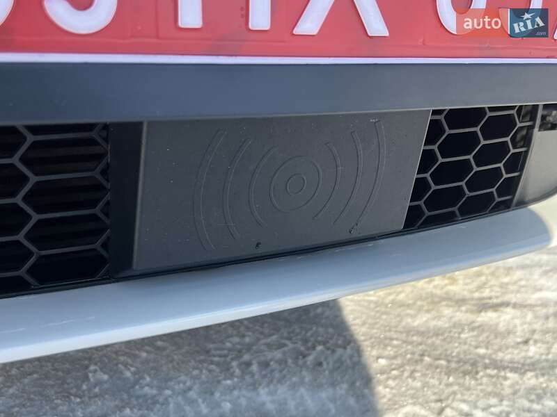 Внедорожник / Кроссовер BMW X5 2014 в Ровно