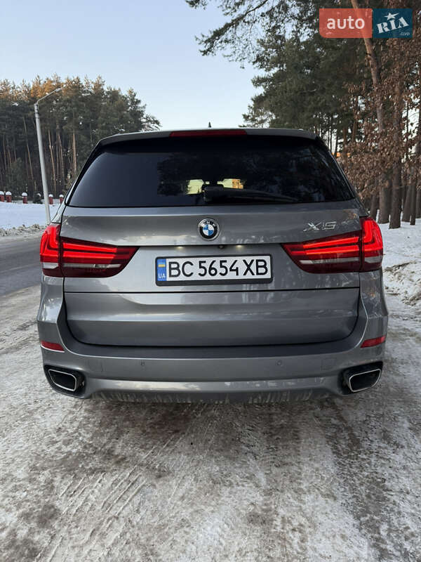 Внедорожник / Кроссовер BMW X5 2017 в Новояворовске