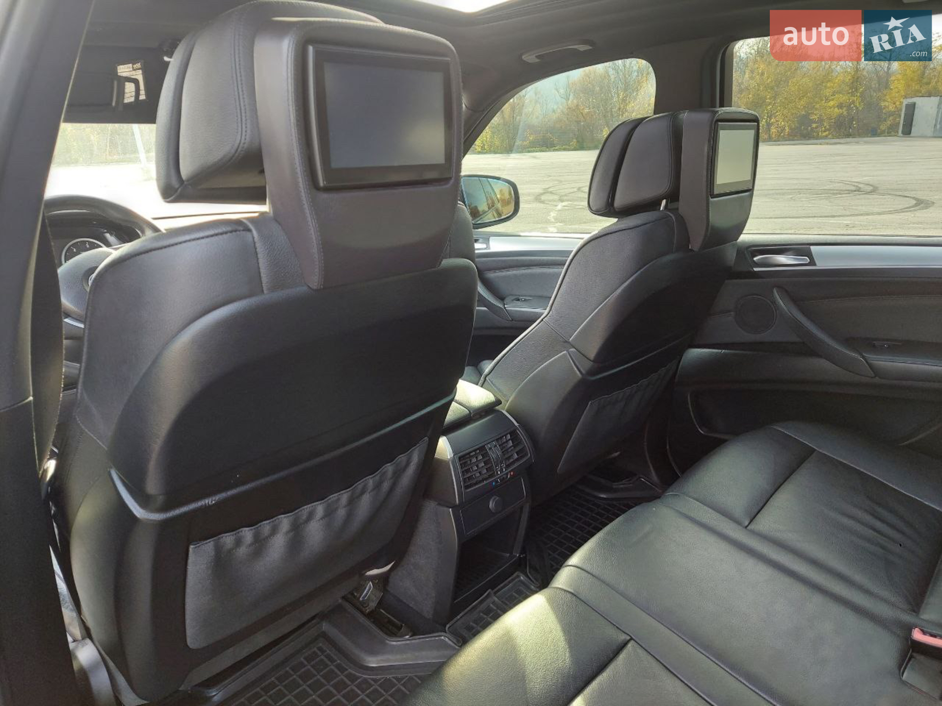 2010 BMW X5 - мініатюра 8