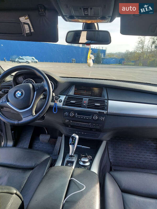 Позашляховик / Кросовер BMW X5 2010 в Чернівцях фото 21 Позашляховик / Кросовер BMW X5 2010 в Чернівцях