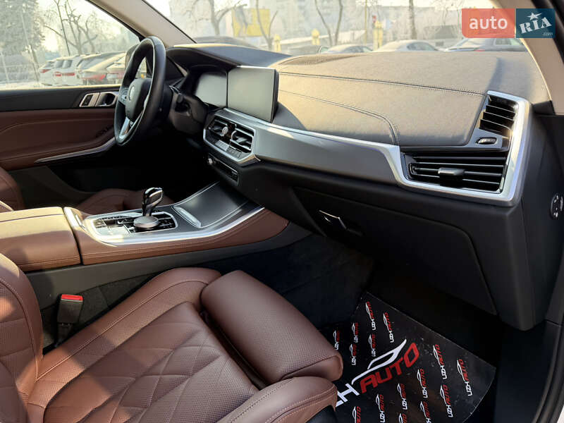 Внедорожник / Кроссовер BMW X5 2023 в Ужгороде