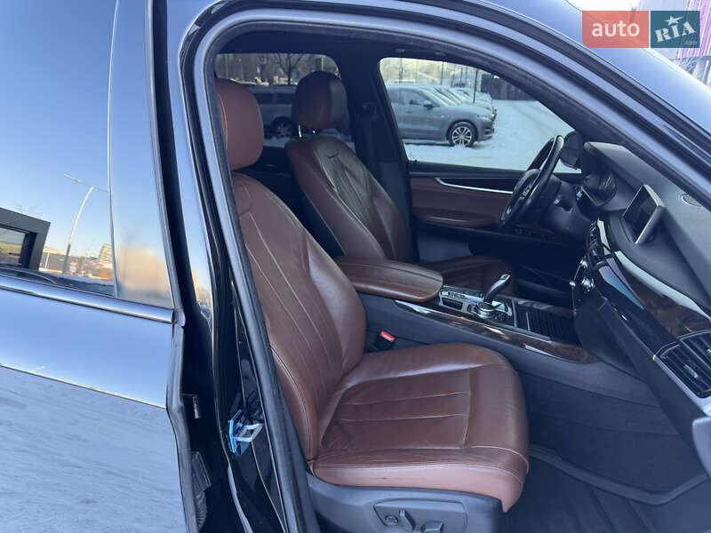 Внедорожник / Кроссовер BMW X5 2015 в Киеве