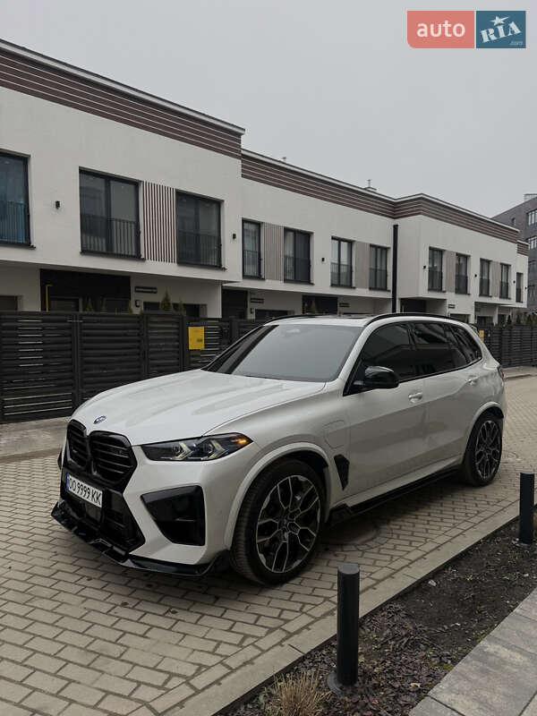 Внедорожник / Кроссовер BMW X5 2024 в Киеве