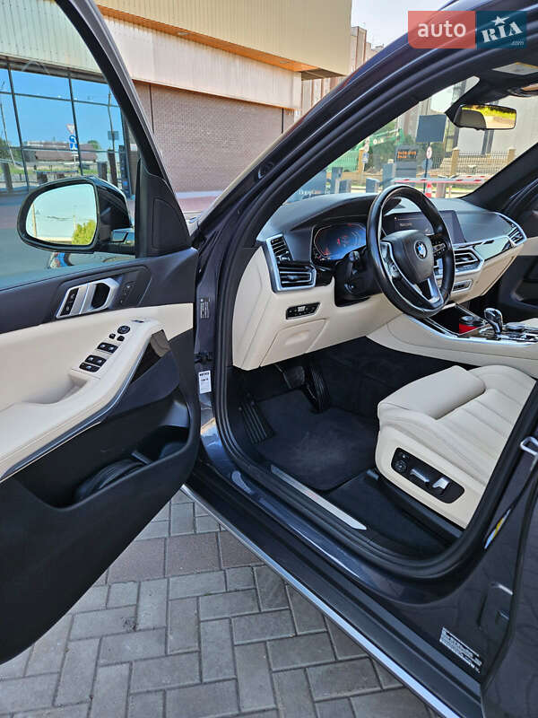 Внедорожник / Кроссовер BMW X5 2020 в Луцке