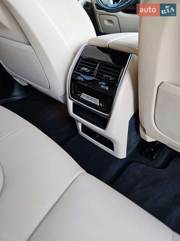 Внедорожник / Кроссовер BMW X5 2020 в Луцке