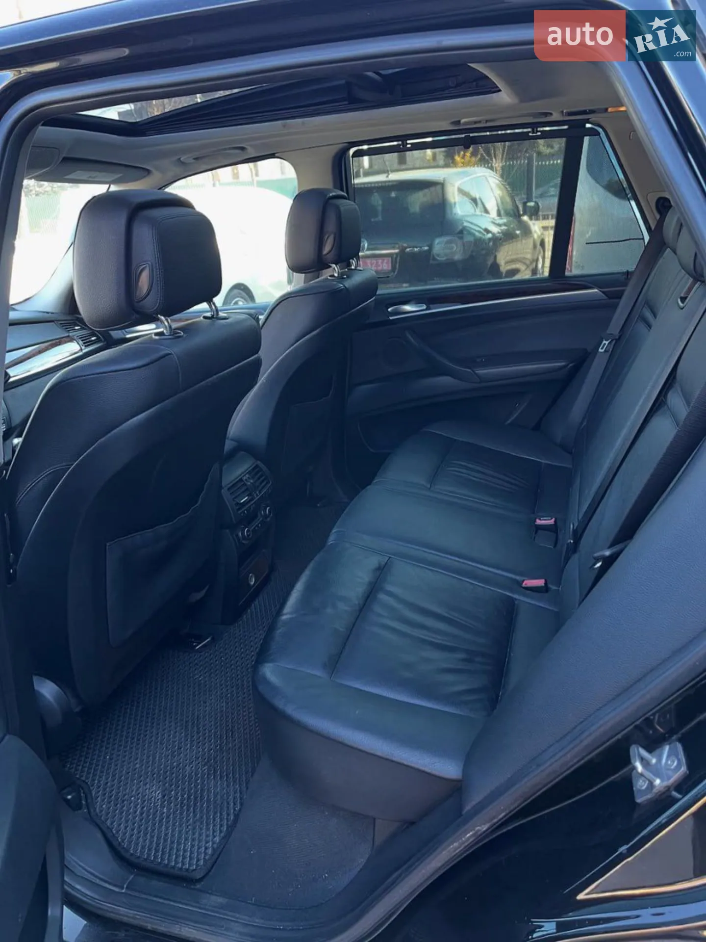 2010 BMW X5 - мініатюра 11