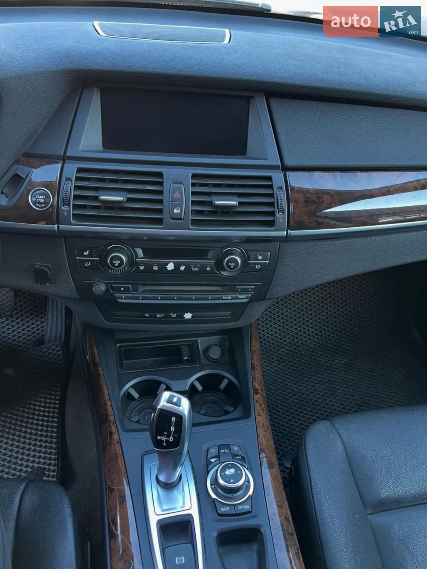 2010 BMW X5 - мініатюра 10