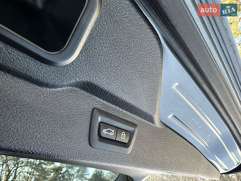 Внедорожник / Кроссовер BMW X5 2016 в Киеве фото 36 Внедорожник / Кроссовер BMW X5 2016 в Киеве