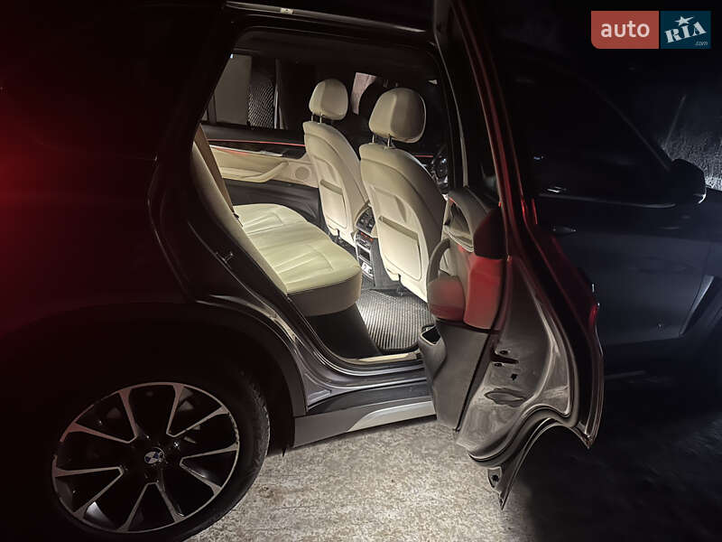 Внедорожник / Кроссовер BMW X5 2016 в Киеве фото 65 Внедорожник / Кроссовер BMW X5 2016 в Киеве