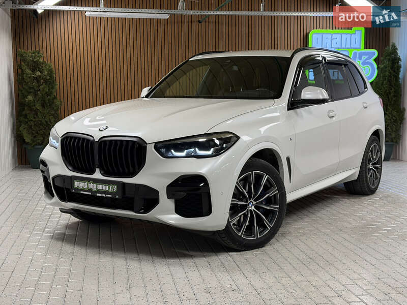Внедорожник / Кроссовер BMW X5 2021 в Киеве