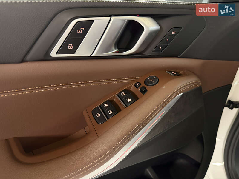 Внедорожник / Кроссовер BMW X5 2021 в Киеве