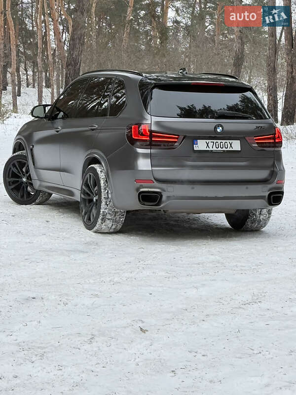 Внедорожник / Кроссовер BMW X5 2014 в Каменском
