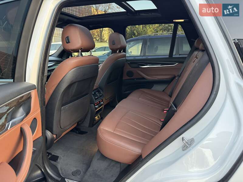 Внедорожник / Кроссовер BMW X5 2017 в Луцке