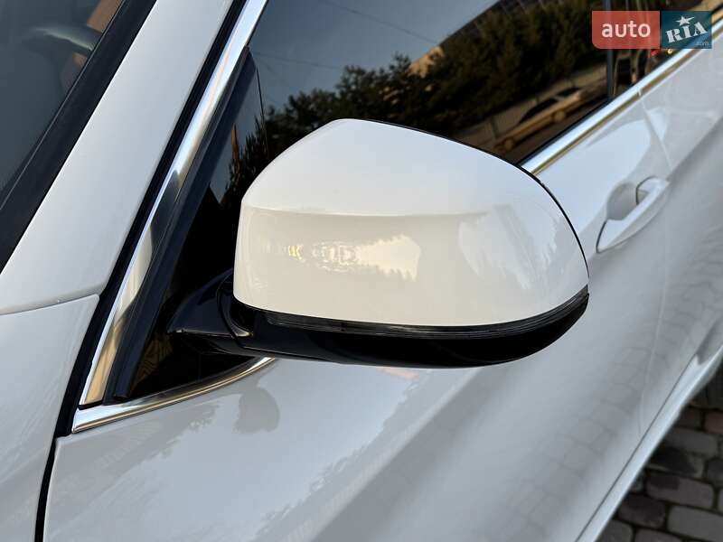 Внедорожник / Кроссовер BMW X5 2017 в Луцке