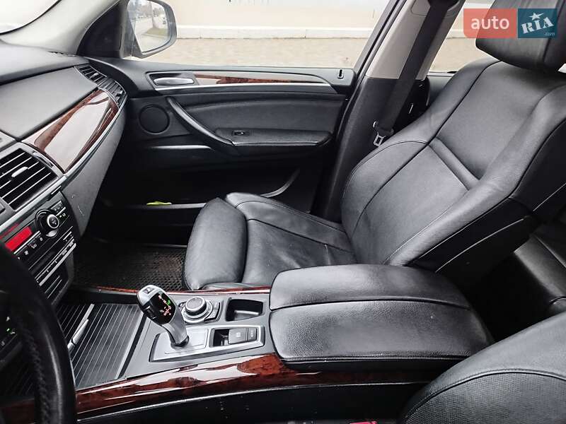Внедорожник / Кроссовер BMW X5 2010 в Днепре фото 17 Внедорожник / Кроссовер BMW X5 2010 в Днепре