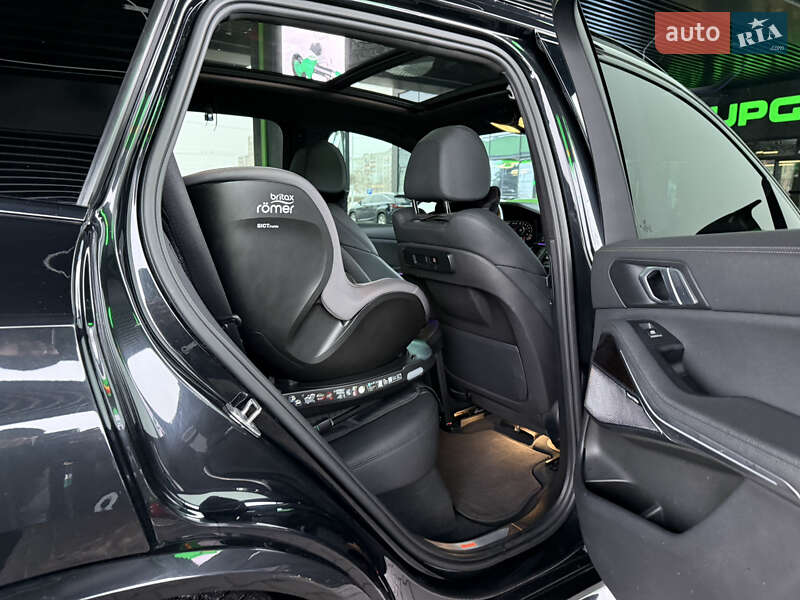 Внедорожник / Кроссовер BMW X5 2019 в Днепре