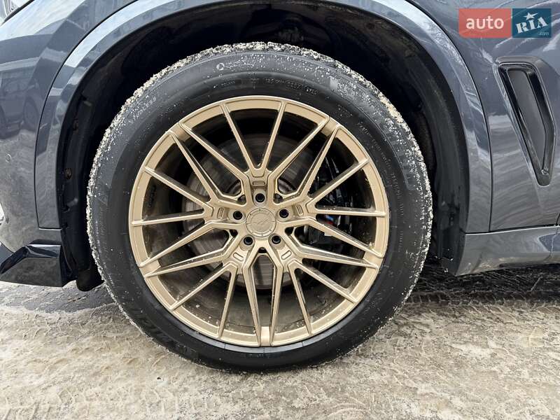 Внедорожник / Кроссовер BMW X5 2020 в Киеве