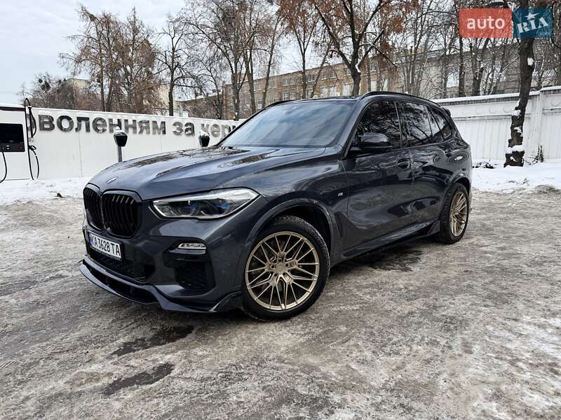 Внедорожник / Кроссовер BMW X5 2020 в Киеве