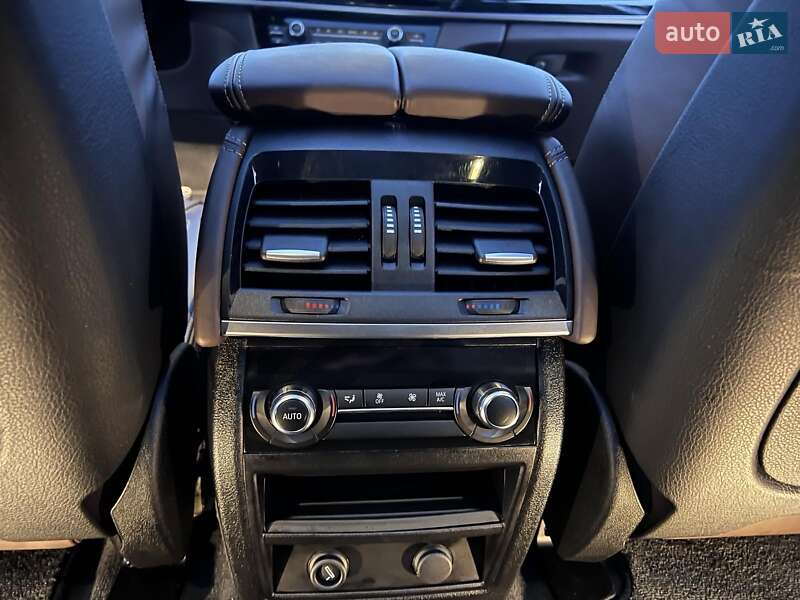 Внедорожник / Кроссовер BMW X5 2015 в Одессе