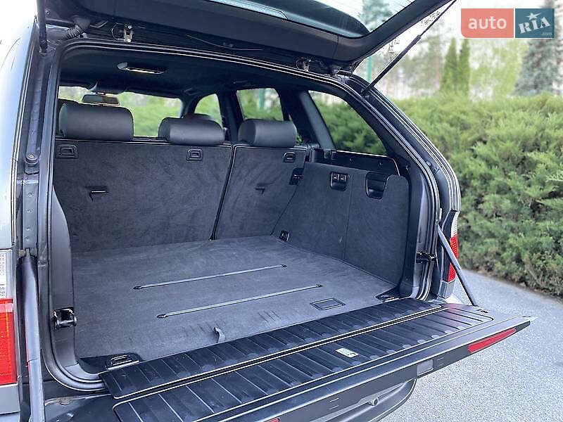 Внедорожник / Кроссовер BMW X5 2004 в Одессе