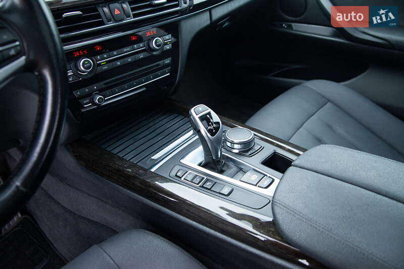 Внедорожник / Кроссовер BMW X5 2018 в Киеве