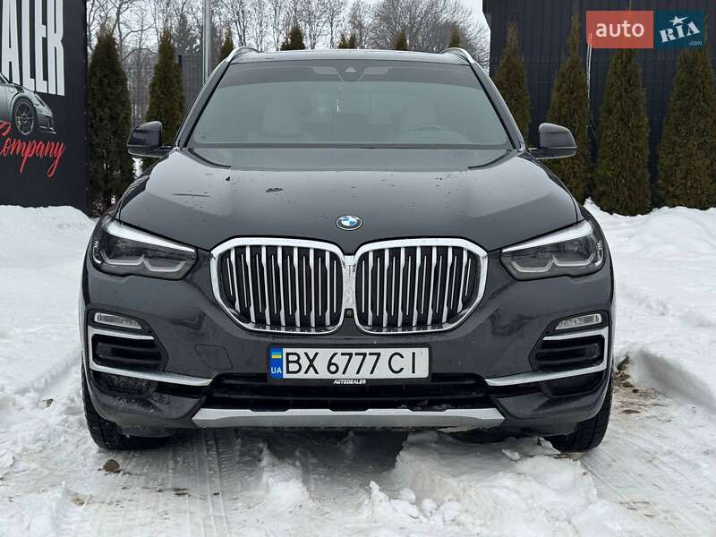 Внедорожник / Кроссовер BMW X5 2019 в Каменец-Подольском