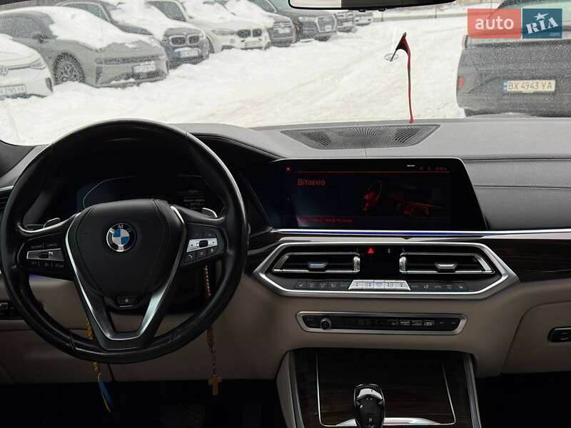 Внедорожник / Кроссовер BMW X5 2019 в Каменец-Подольском