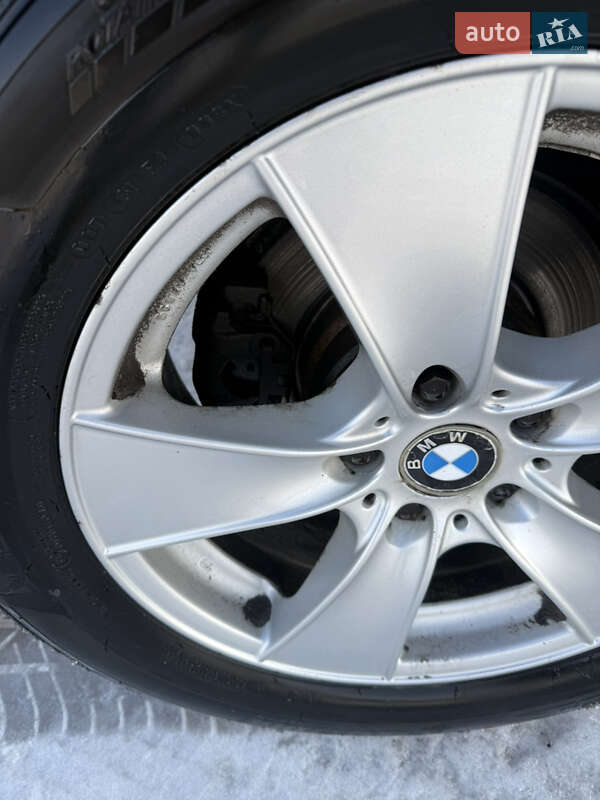 Внедорожник / Кроссовер BMW X5 2001 в Вольнянске