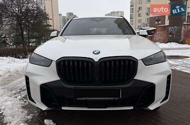 Внедорожник / Кроссовер BMW X5 2023 в Киеве