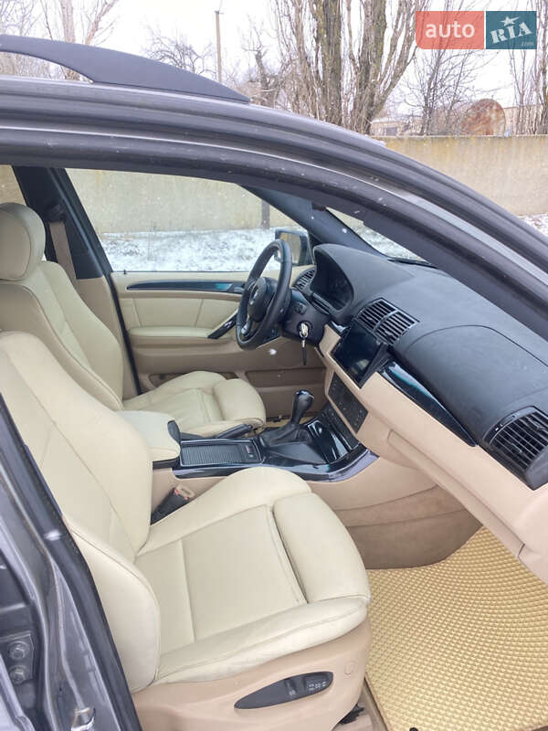 Позашляховик / Кросовер BMW X5 2004 в Кривому Розі