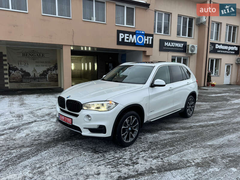 Позашляховик / Кросовер BMW X5 2015 в Луцьку
