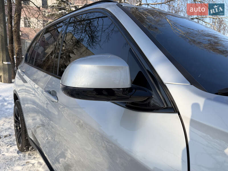 Внедорожник / Кроссовер BMW X5 2017 в Киеве