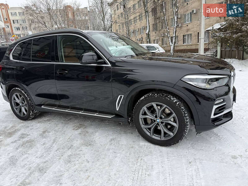 Внедорожник / Кроссовер BMW X5 2019 в Киеве