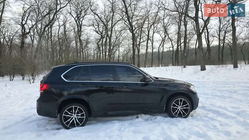 Позашляховик / Кросовер BMW X5 2015 в Новомосковську