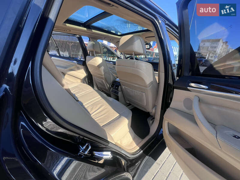 Внедорожник / Кроссовер BMW X5 2008 в Староконстантинове