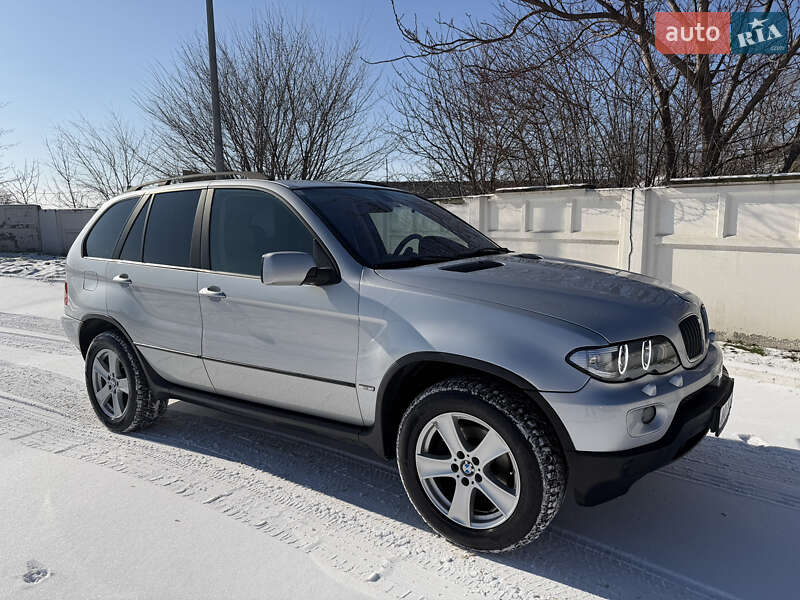 Внедорожник / Кроссовер BMW X5 2004 в Одессе