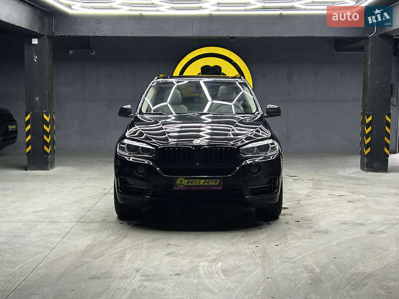 Внедорожник / Кроссовер BMW X5 2014 в Черновцах