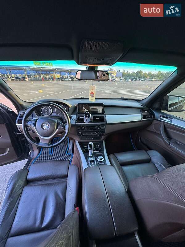 Внедорожник / Кроссовер BMW X5 2009 в Одессе