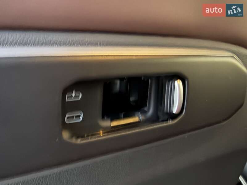 Внедорожник / Кроссовер BMW X5 2024 в Киеве