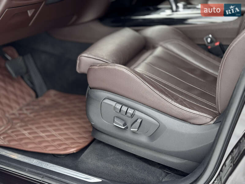 Внедорожник / Кроссовер BMW X5 2014 в Ровно