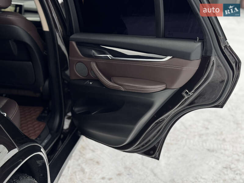 Внедорожник / Кроссовер BMW X5 2014 в Ровно