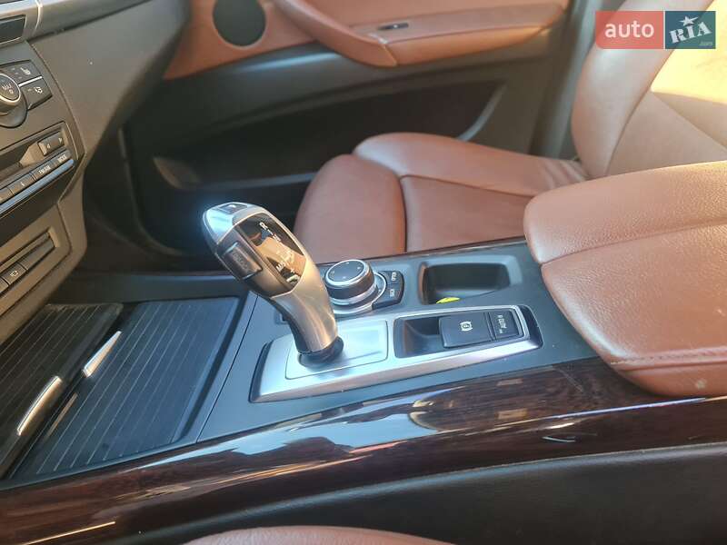 Позашляховик / Кросовер BMW X5 2011 в Первомайську фото 13 Позашляховик / Кросовер BMW X5 2011 в Первомайську