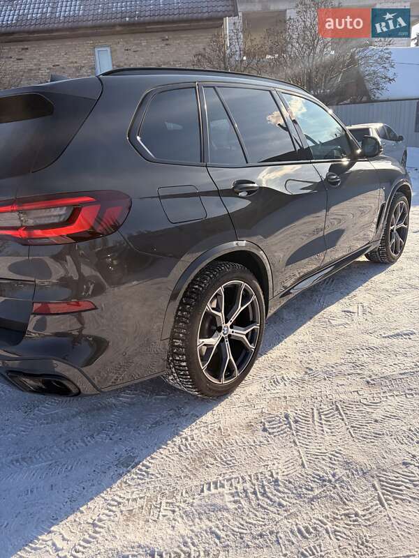 Позашляховик / Кросовер BMW X5 2022 в Києві
