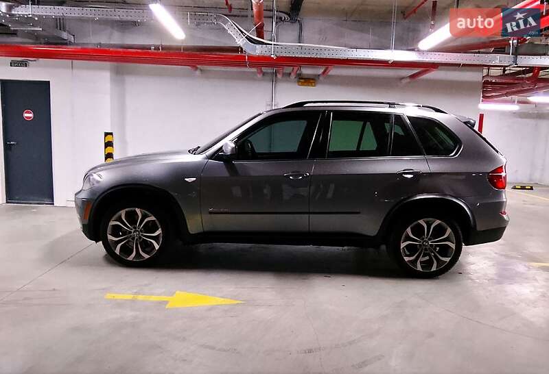 Внедорожник / Кроссовер BMW X5 2011 в Измаиле