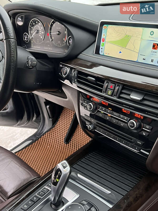 Позашляховик / Кросовер BMW X5 2015 в Києві